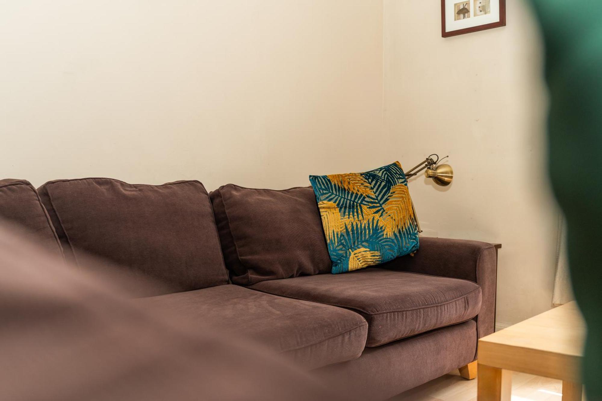 Charming 2bd Flat 10 Minutes To Castle *