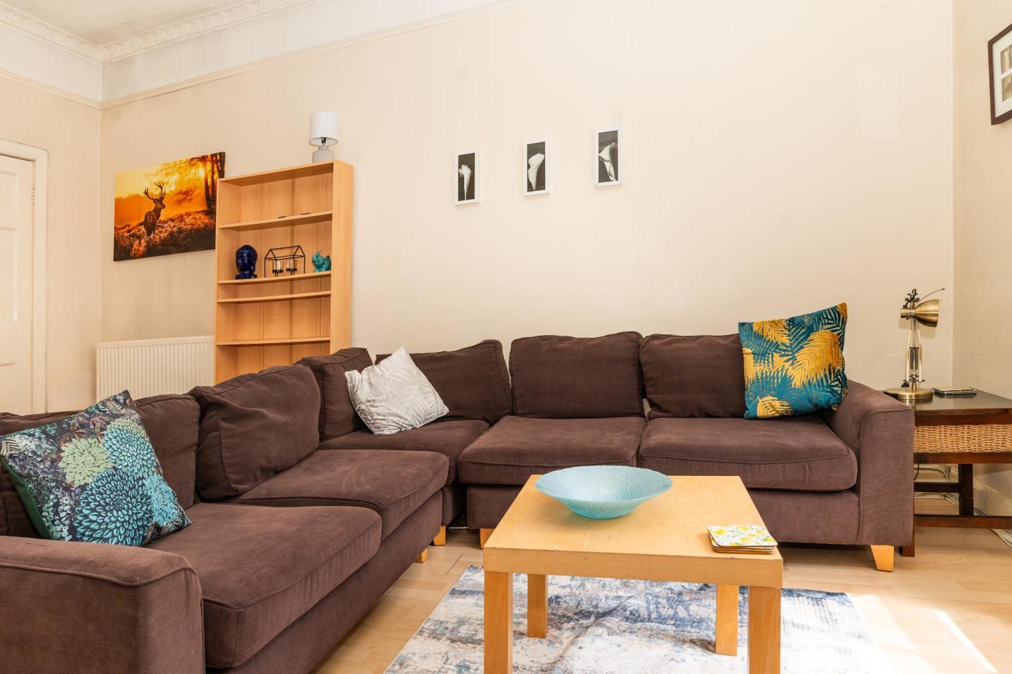 Charming 2bd Flat 10 Minutes To Castle